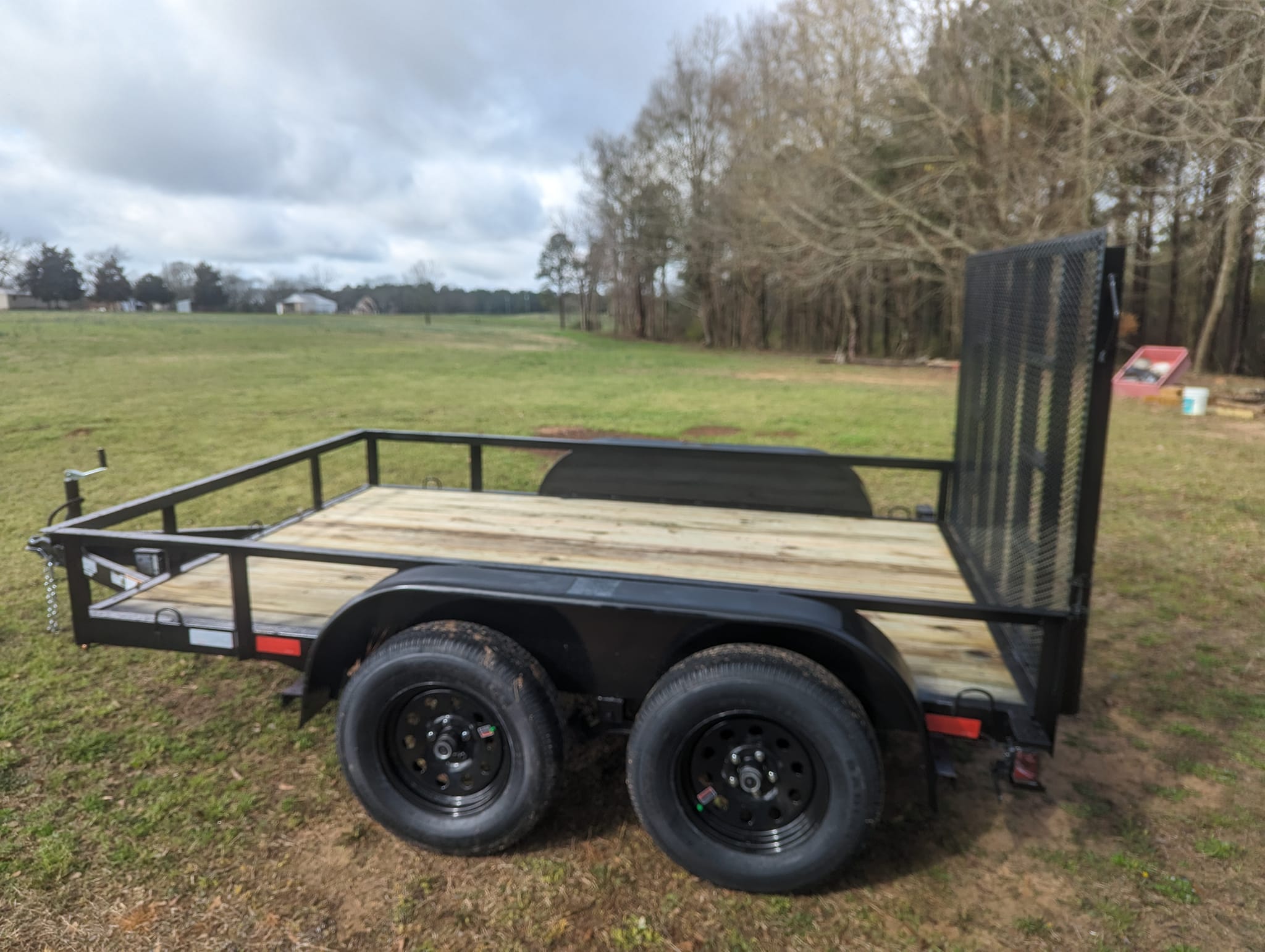 7x14 tandem axle utility trailer with heavy duty ramp gate 7x14 tandem axle utility trailer with heavy duty ramp gate